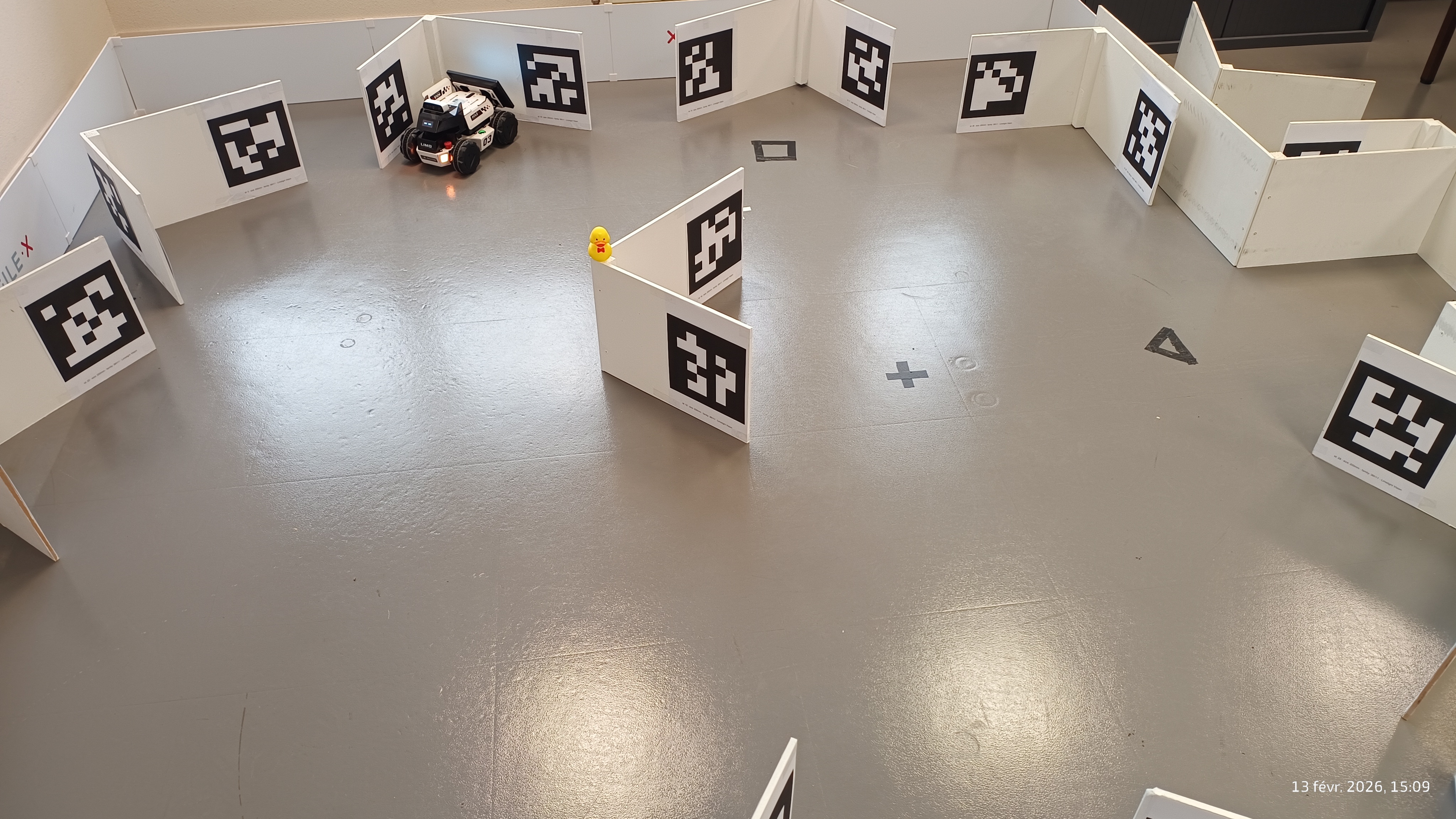 Real scenario 1 relocalization photo 2