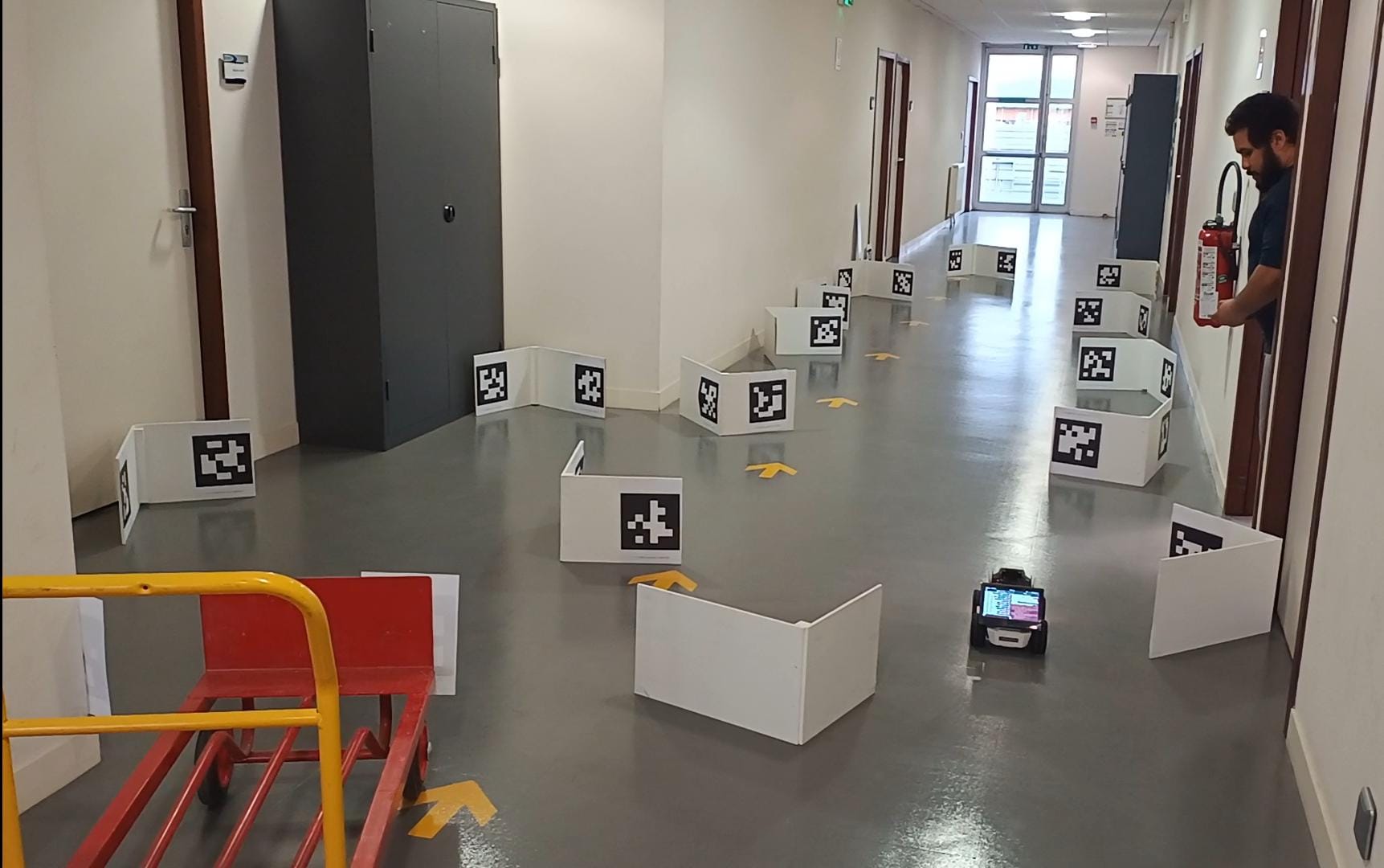 Real robot scenario 2 overview